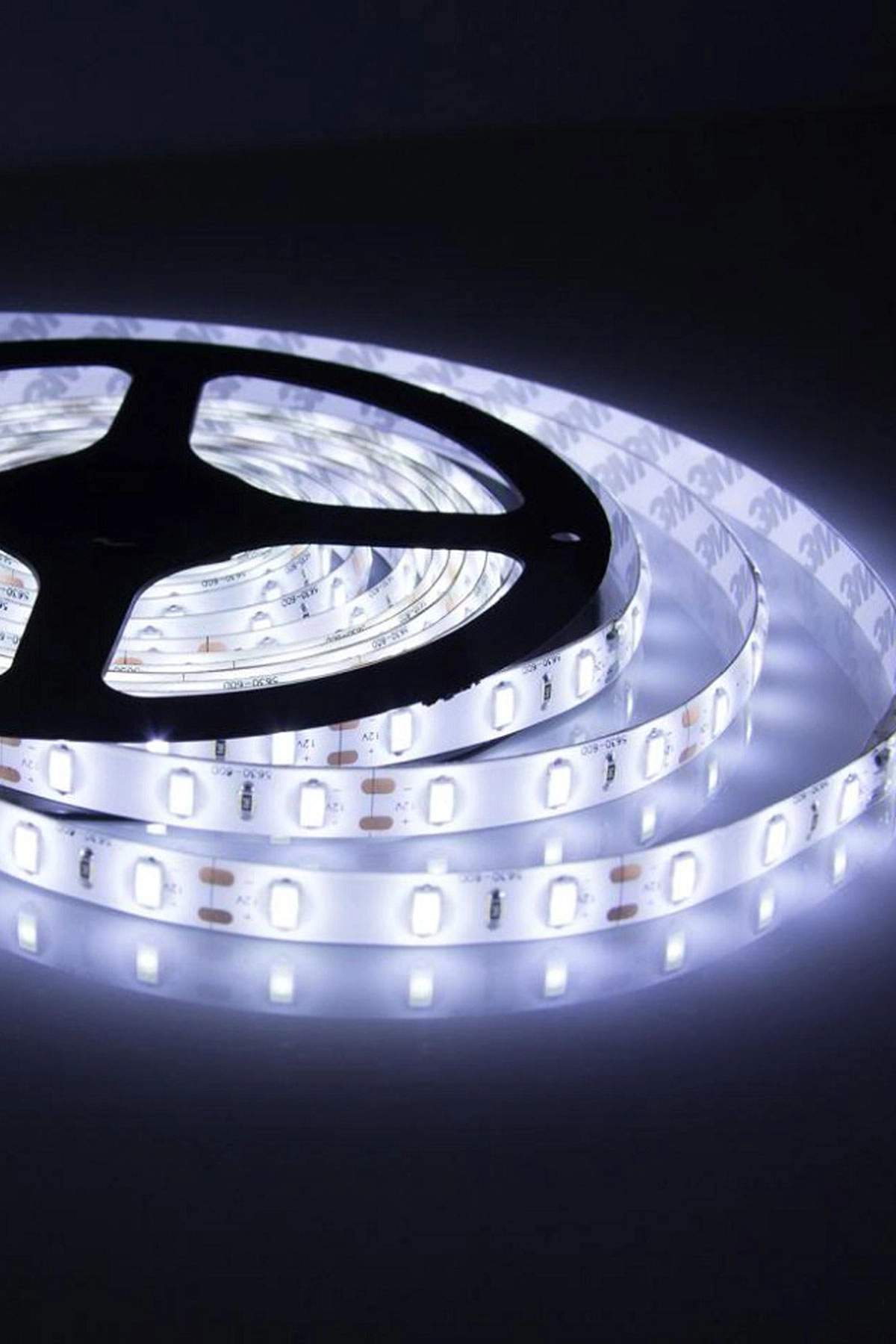 Beyaz Renk Pil Ile Çalışan Şerit Led 1,5 Metre Pilli Şerit Led (PİL DAHİL)