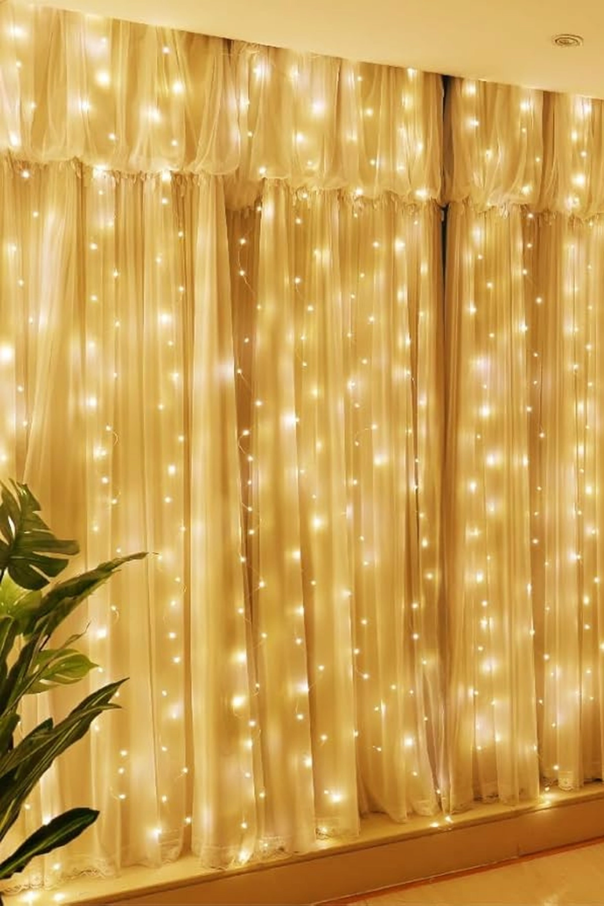 Günışığı Hem Pil Hem Usb İle Çalışan Kumandalı Animasyonlu Perde Led 3x3 Metre Perde Süsleme Ledi