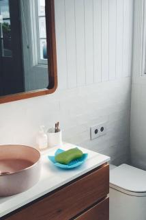 Lotus Model Silikon Sabunluk Su Giderli  Katı Sabunluk (MAVİ RENK)